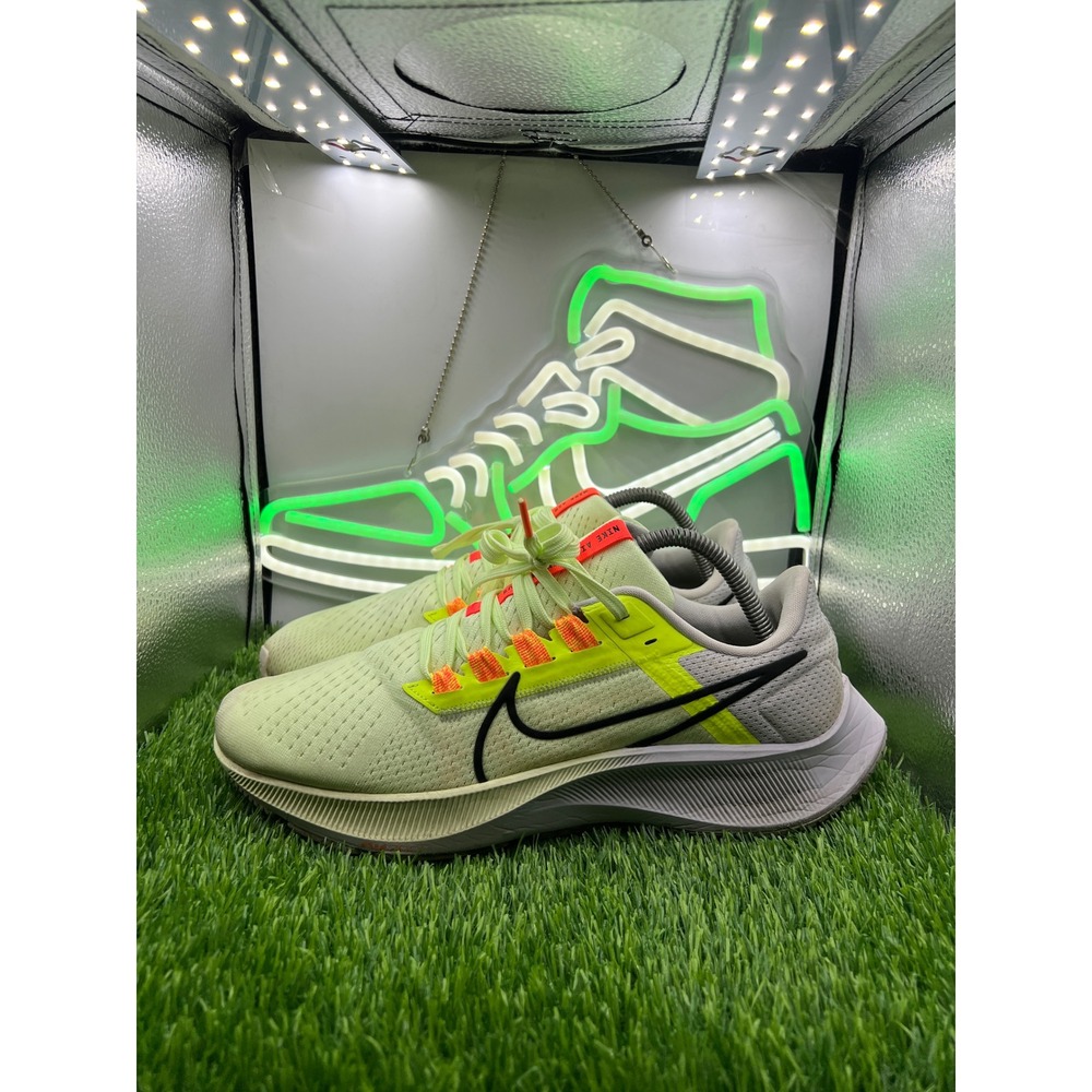 Nike Air Zoom Pegasus 38‎ Barely Volt Mens Running Shoes CW7356-700 Size 9